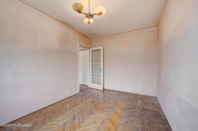 Gara de Nord, 3 camere, la un pas de metrou, renovabil.